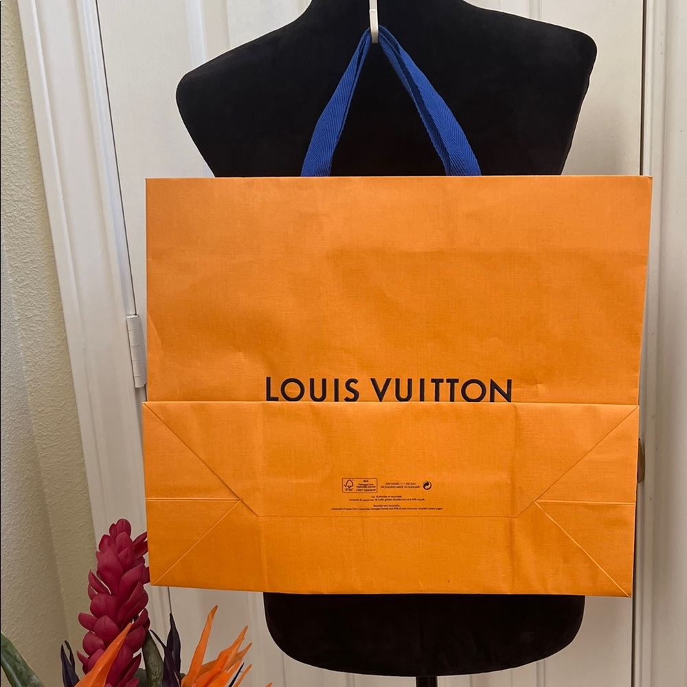 Louis Vuitton Tote Shopping Bag 13.5” x15.5” - Picture 2 of 6